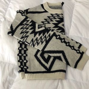 Aztec print boxy crop sweater